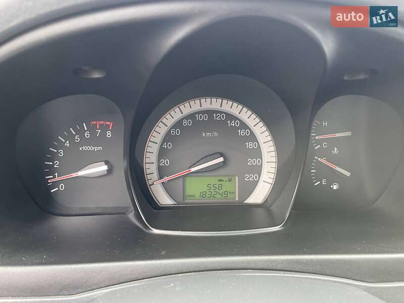 Седан Kia Cerato 2007 в Киеве