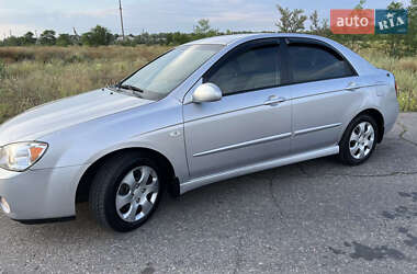 Седан Kia Cerato 2005 в 
