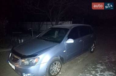 Хэтчбек Kia Cerato 2004 в Сумах