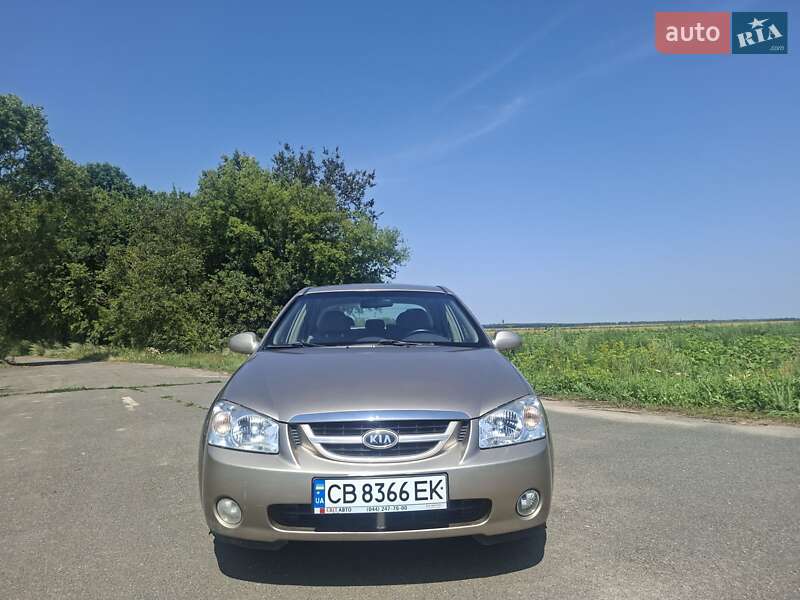 Седан Kia Cerato 2006 в Соснице