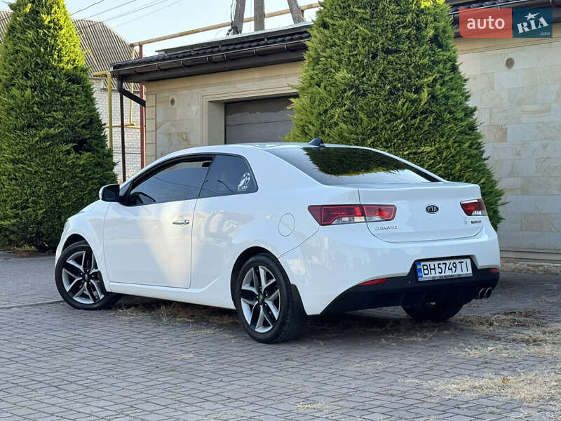Kia Cerato 2012