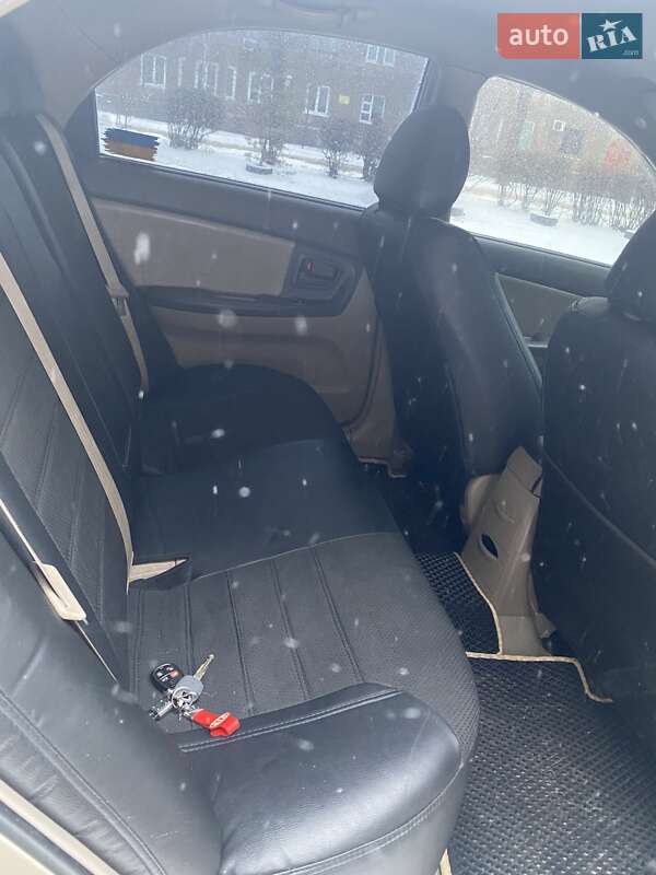 Седан Kia Cerato 2006 в Харькове