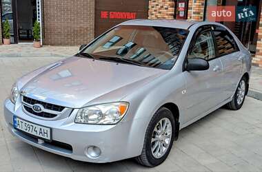 Седан Kia Cerato 2006 в Калуше