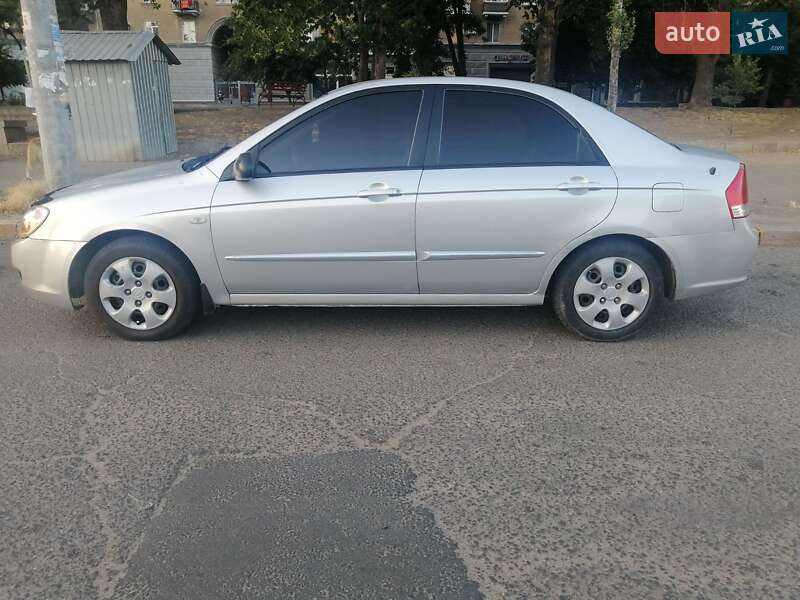 Седан Kia Cerato 2007 в Николаеве