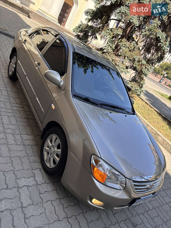 Седан Kia Cerato 2007 в Запоріжжі