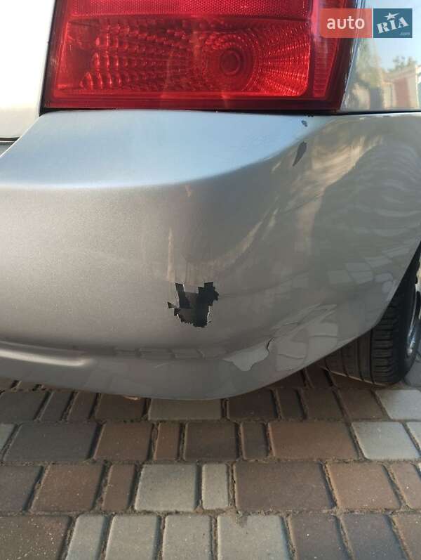 Седан Kia Cerato 2005 в Миколаєві