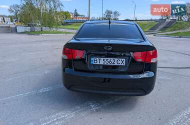 Седан Kia Cerato 2009 в 