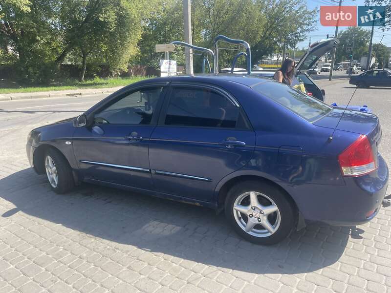 Седан Kia Cerato 2007 в Львові