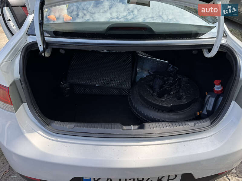 Купе Kia Cerato 2010 в Києві