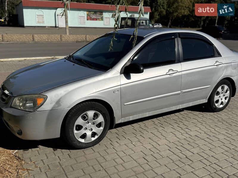Kia Cerato 2006