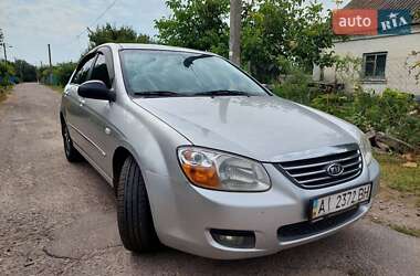 Седан Kia Cerato 2008 в Узине