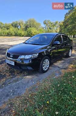 Седан Kia Cerato 2009 в Днепре