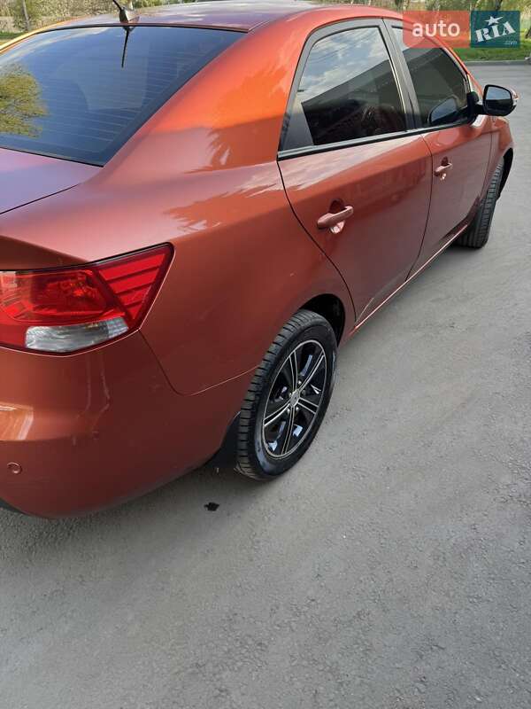Седан Kia Cerato 2009 в Дружковке