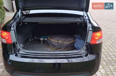 Седан Kia Cerato 2009 в Києві