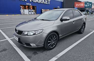 Седан Kia Cerato 2009 в Полтаве