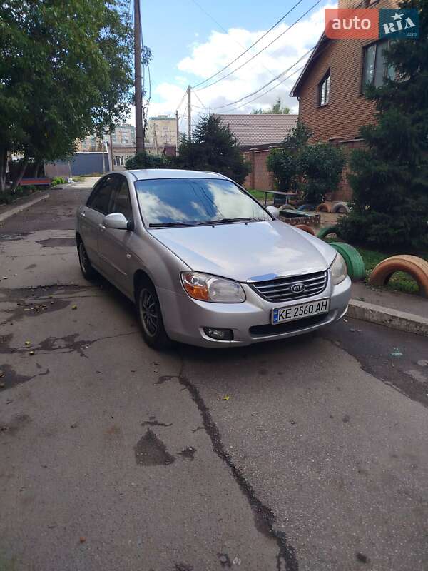 Седан Kia Cerato 2007 в Кривом Роге