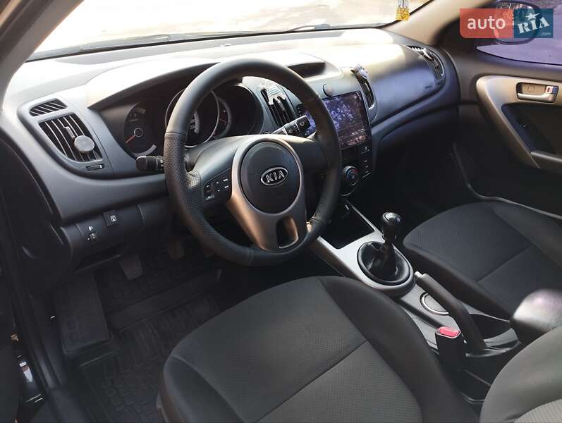 Седан Kia Cerato 2009 в Богодухове фото 2 Седан Kia Cerato 2009 в Богодухове