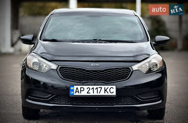 Седан Kia Cerato 2015 в  фото 2 Седан Kia Cerato 2015 в