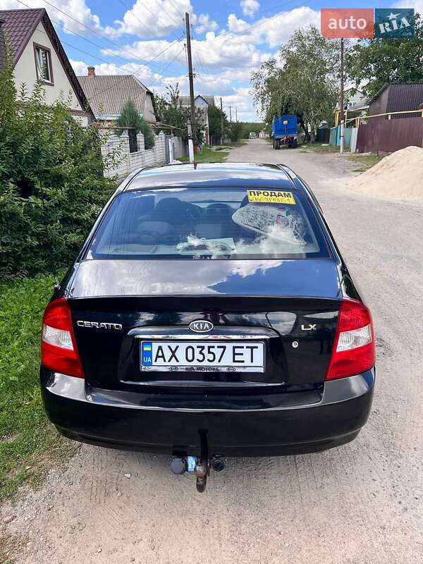 Седан Kia Cerato 2005 в Новой Водолаге