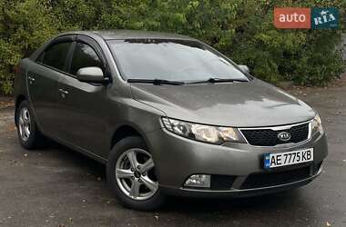 Седан Kia Cerato 2011 в Дніпрі