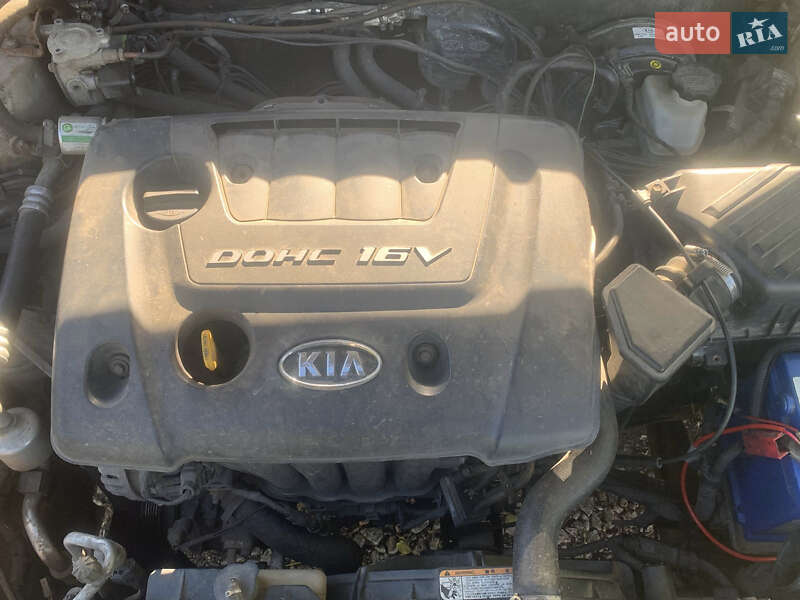 Седан Kia Cerato 2006 в Белой Церкви