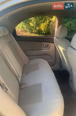 Седан Kia Cerato 2006 в 