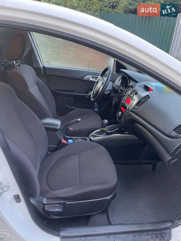 Седан Kia Cerato 2011 в Одессе