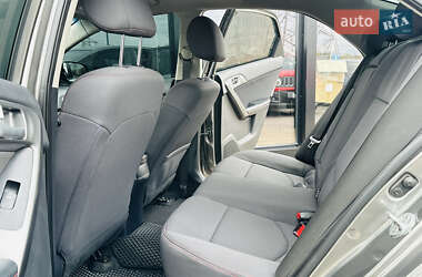 Седан Kia Cerato 2011 в 