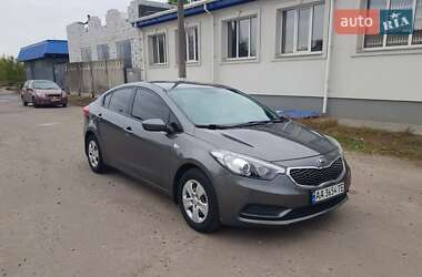 Седан Kia Cerato 2013 в 