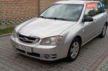 Хетчбек Kia Cerato 2006 в Стрию