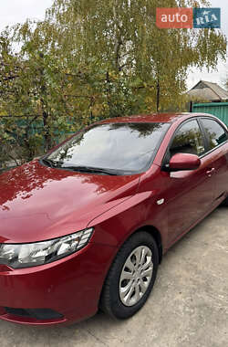 Седан Kia Cerato 2010 в Павлограде
