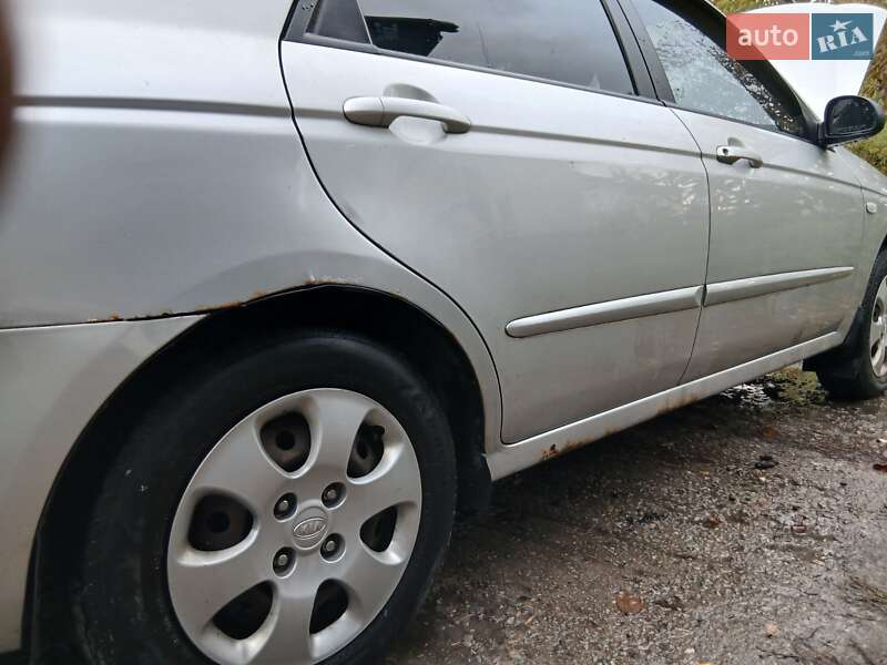 Седан Kia Cerato 2008 в Киеве фото 7 Седан Kia Cerato 2008 в Киеве