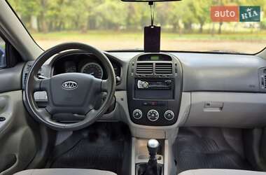 Седан Kia Cerato 2007 в 