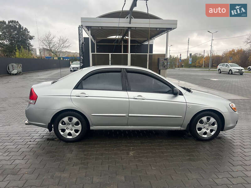 Седан Kia Cerato 2008 в Полтаві