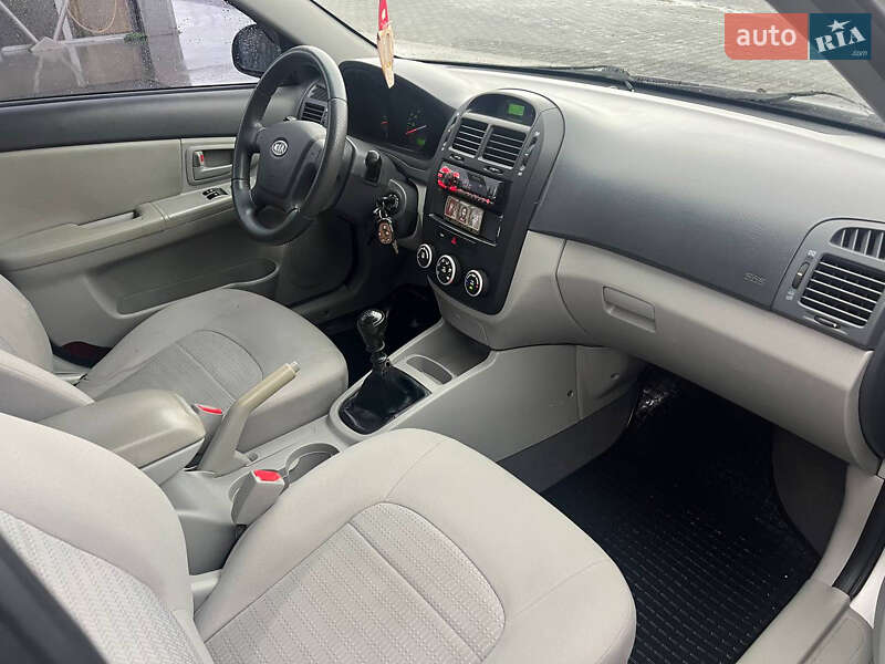 Седан Kia Cerato 2008 в Полтаві