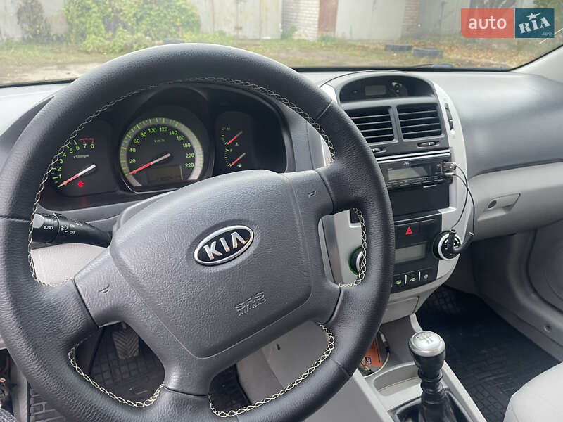 Седан Kia Cerato 2006 в Харкові