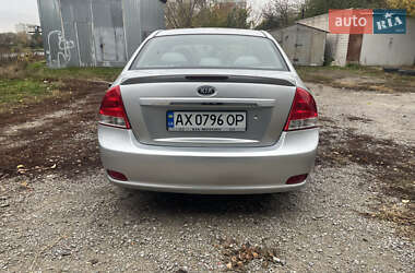 Седан Kia Cerato 2006 в 