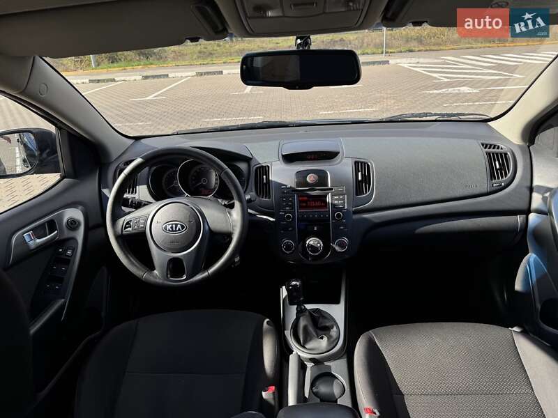 Седан Kia Cerato 2009 в Киеве фото 14 Седан Kia Cerato 2009 в Киеве