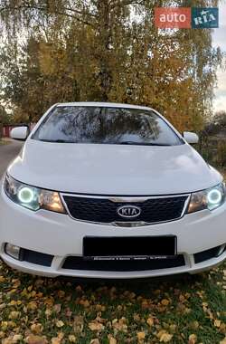 Седан Kia Cerato 2011 в Чернівцях Седан Kia Cerato 2011 в Чернівцях