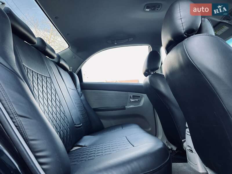 Седан Kia Cerato 2007 в Чернівцях