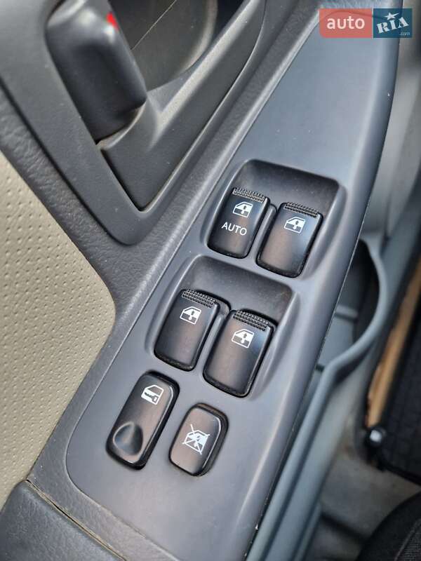 Хэтчбек Kia Cerato 2005 в Умани фото 3 Хэтчбек Kia Cerato 2005 в Умани