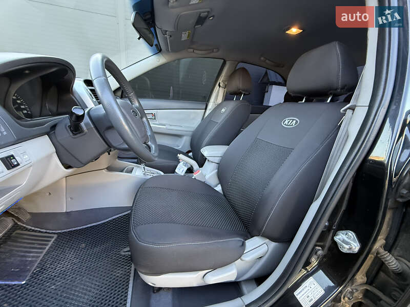 Седан Kia Cerato 2008 в Виннице