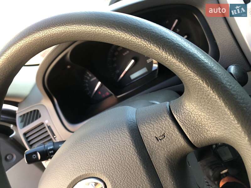 Седан Kia Cerato 2007 в Белой Церкви