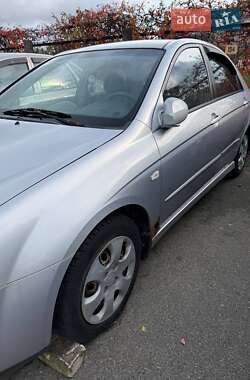 Седан Kia Cerato 2005 в Києві