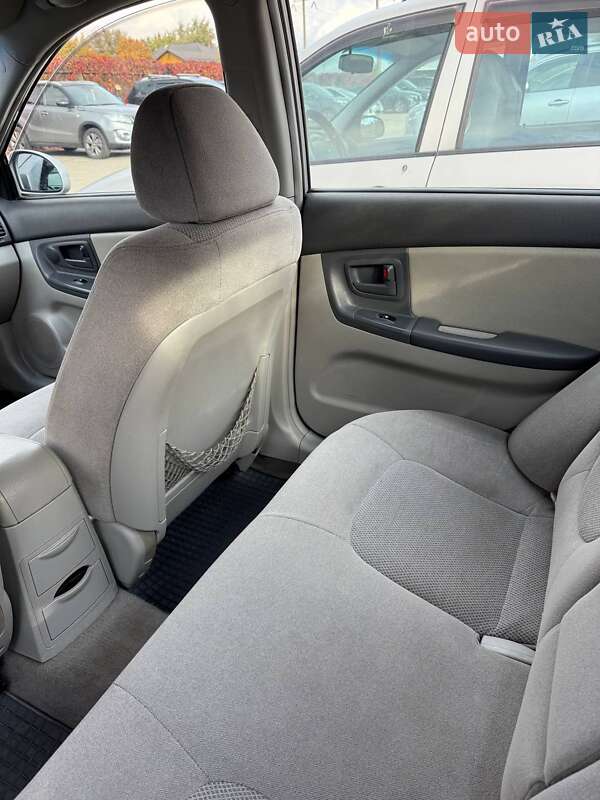 Седан Kia Cerato 2005 в Киеве