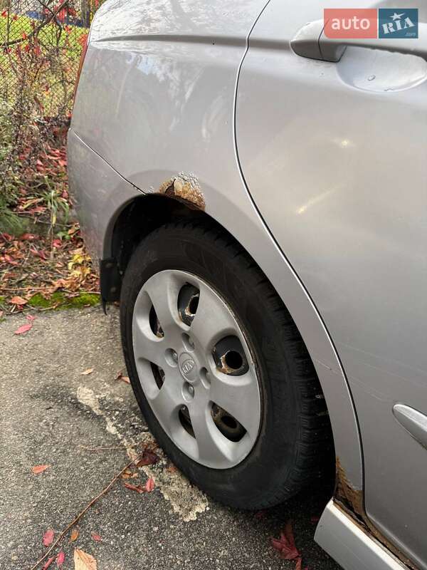 Седан Kia Cerato 2005 в Киеве