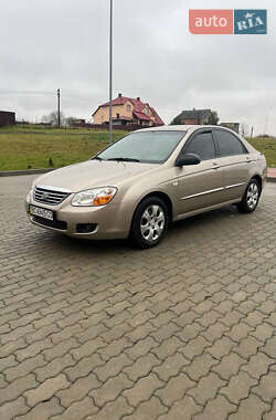 Седан Kia Cerato 2008 в Городке
