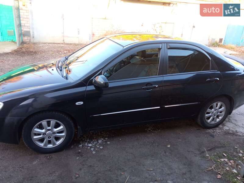 Седан Kia Cerato 2007 в Апостолово