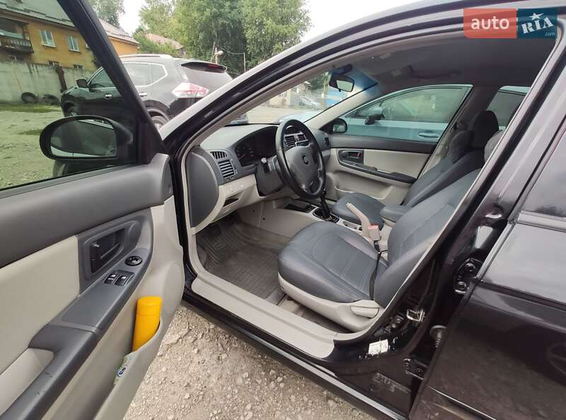 Седан Kia Cerato 2006 в Днепре