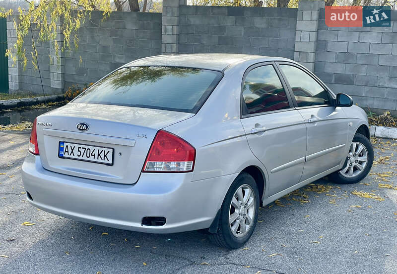Седан Kia Cerato 2008 в Каменском